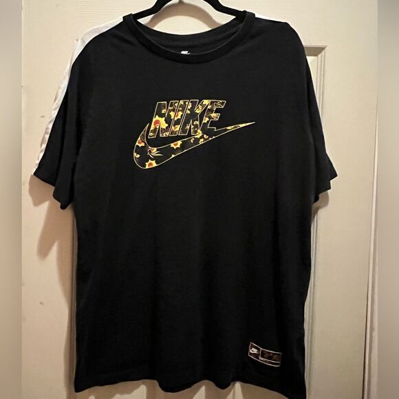 COPY - Nike N98 Floral Tee - Picture 1 of 6